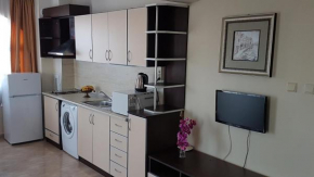 Tashevi Apartments